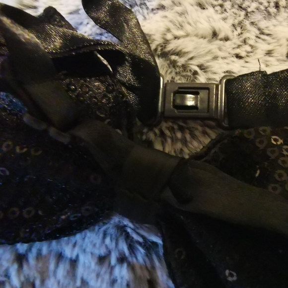 Men's Sequinned Bowtie Black Pre-Tied - Picture 5 of 7